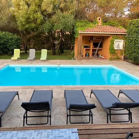 Villa Tamarina