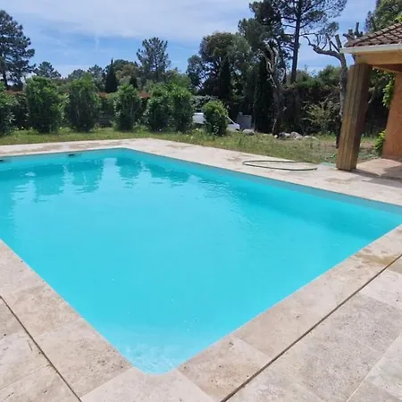 Villa Tamarina